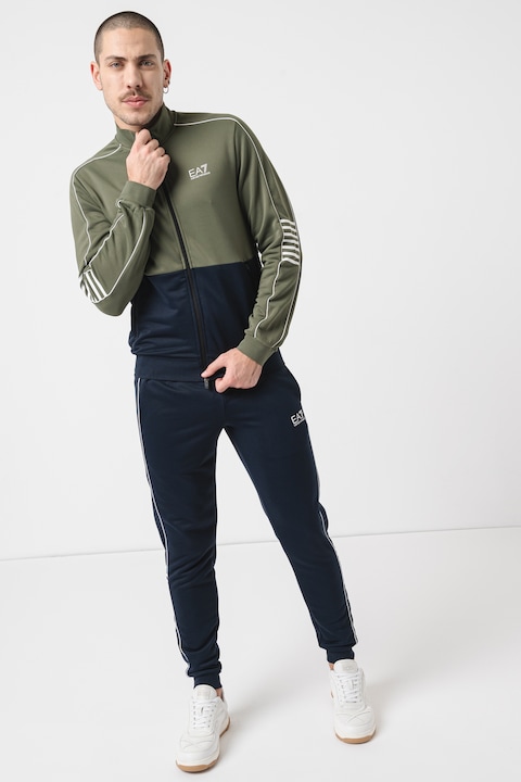 Trening Barbati EA7 - Trening slim fit cu detalii logo