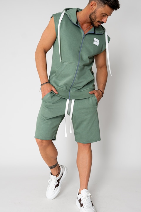 Trening Barbati uFIT - Set Malibu Hanorac fara maneci cu fermoar si pantalon scurt Dark Olive 15589