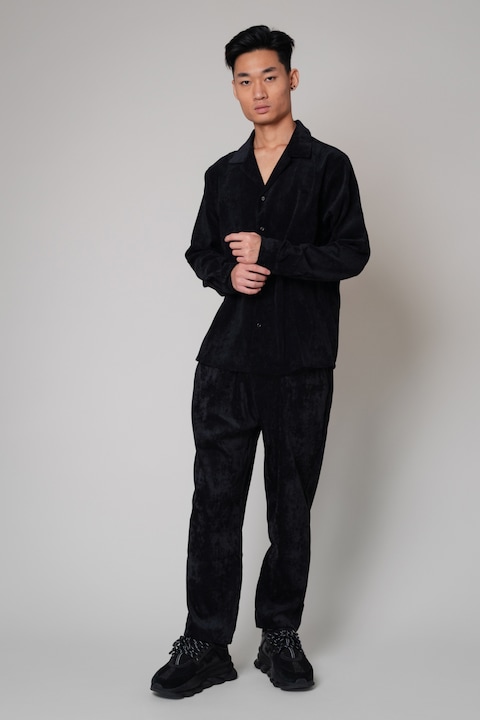 Trening Barbati uFIT - Set bluza cu nasturi si pantalon lung catifea Black 9258
