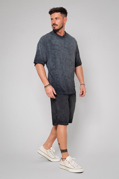 Trening Barbati uFIT - Set de tricou lejer si pantaloni scurti