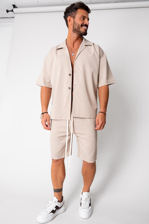 Trening Barbati uFIT - Set camasa maneca scurta Oversized si pantalon scurt Beige 16759