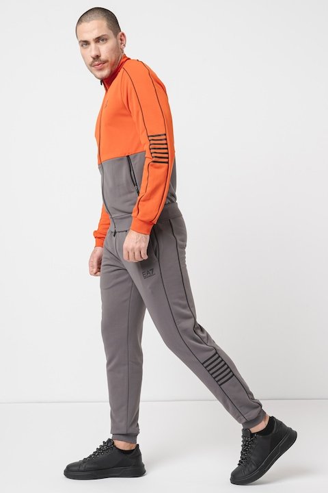 Trening Barbati EA7 - Trening slim fit cu detalii logo
